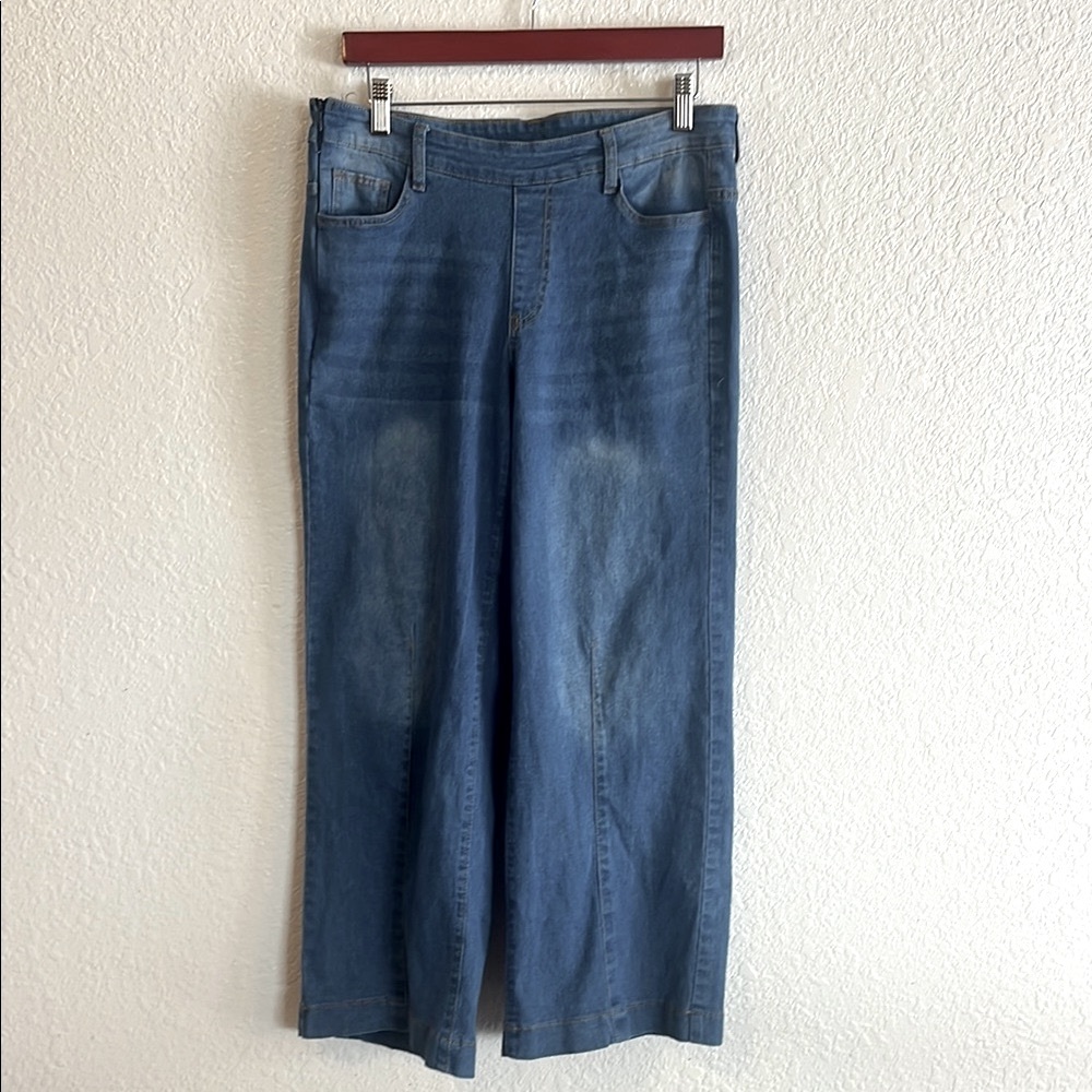 Boutique Stretchy Wide Leg Crop Stylish Blue Denim Jeans Size medium